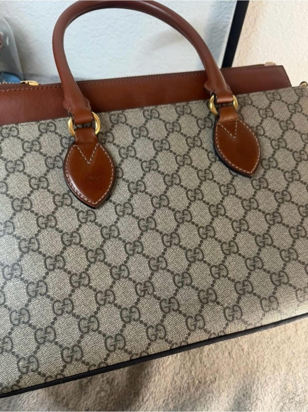 Gucci Supreme Zip Top Tote - Picture 14 of 16